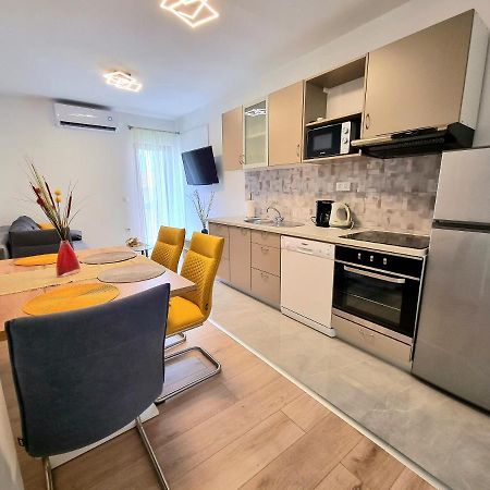 Julia Apartment Biograd Na Moru Luaran gambar