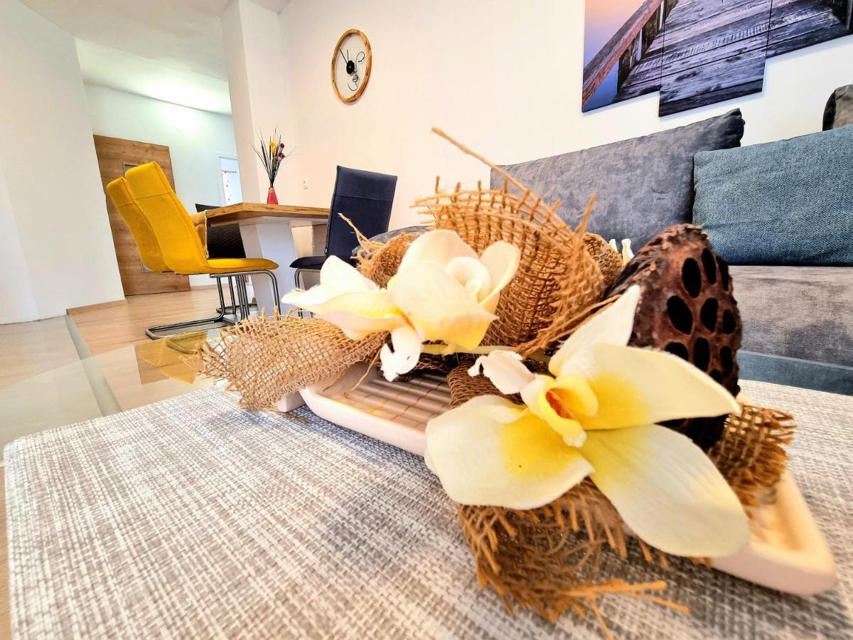 Julia Apartment Biograd Na Moru Luaran gambar