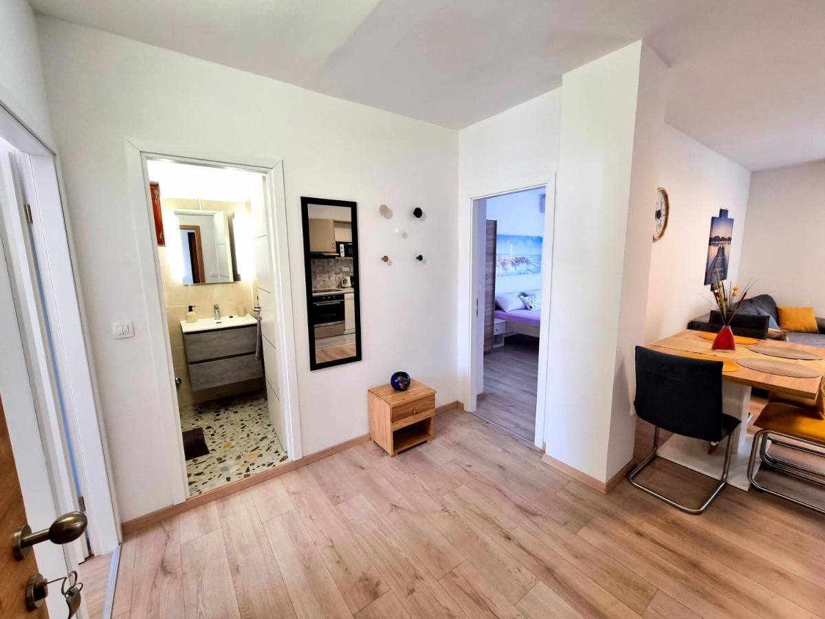 Julia Apartment Biograd Na Moru Luaran gambar