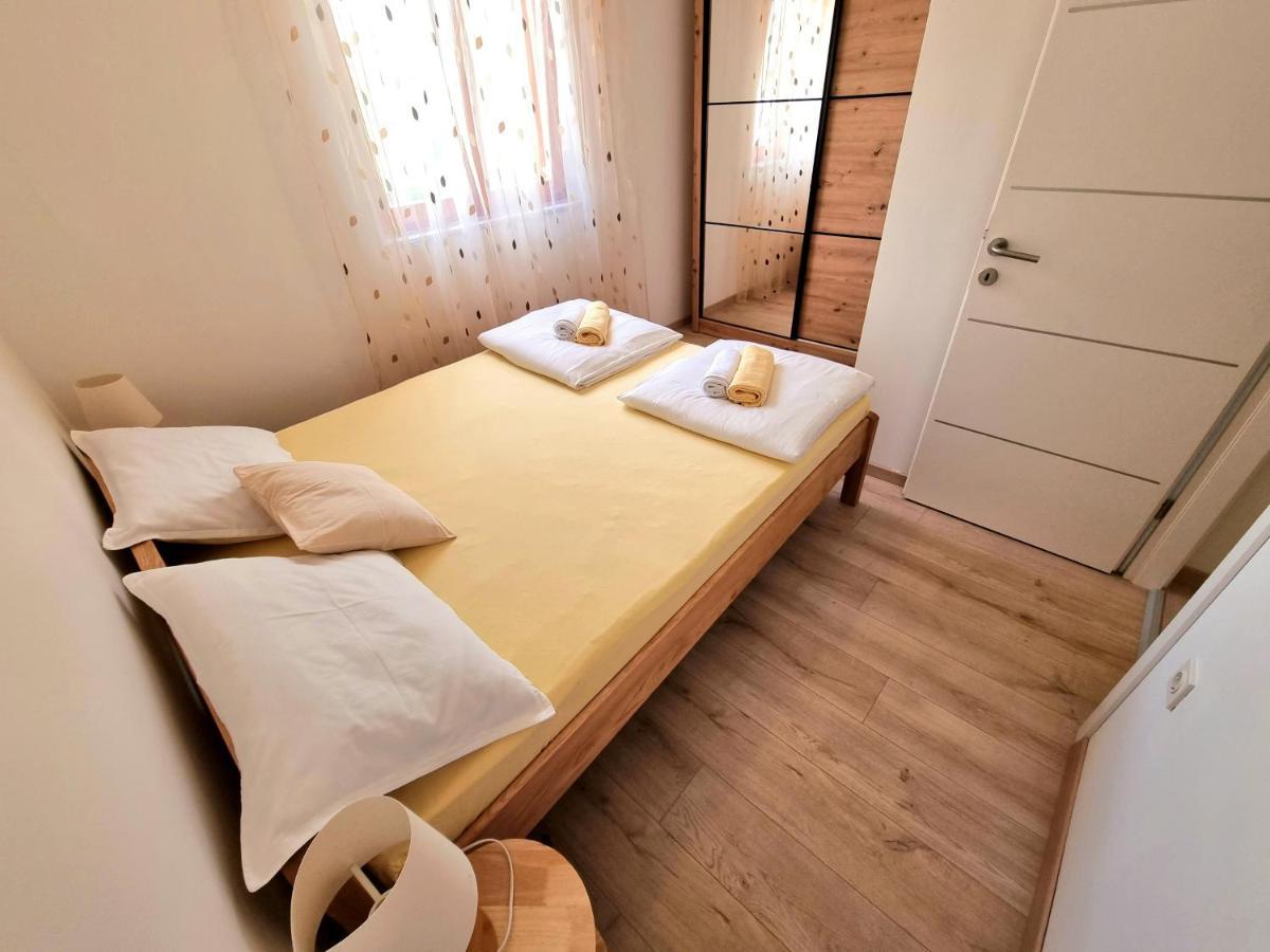 Julia Apartment Biograd Na Moru Luaran gambar