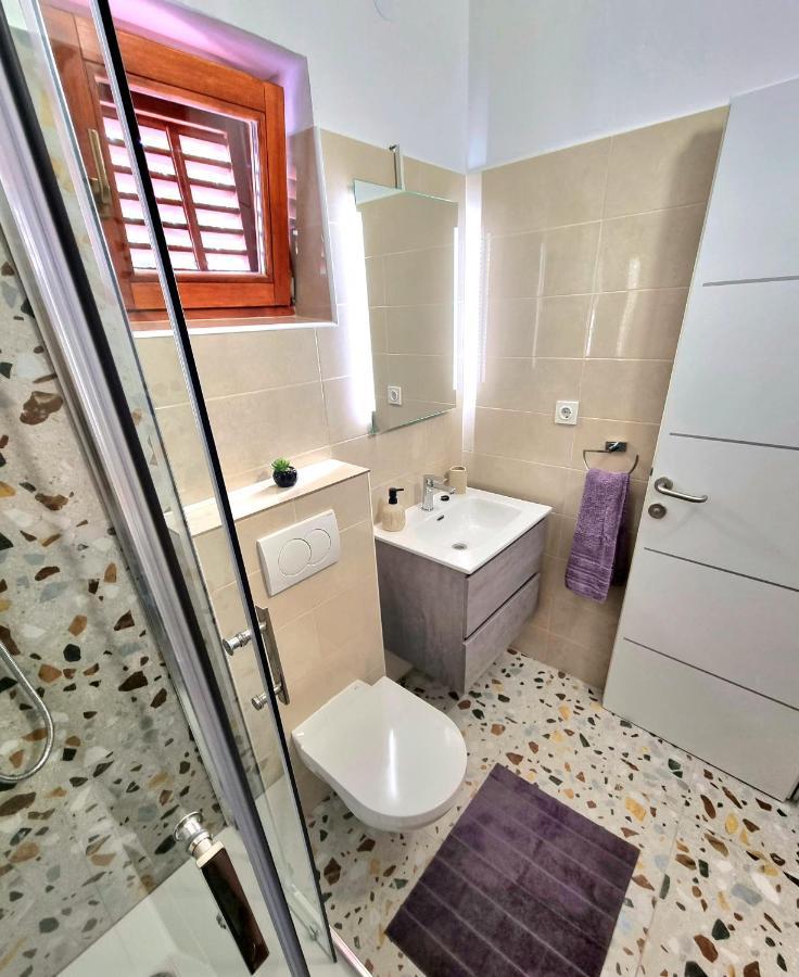 Julia Apartment Biograd Na Moru Luaran gambar