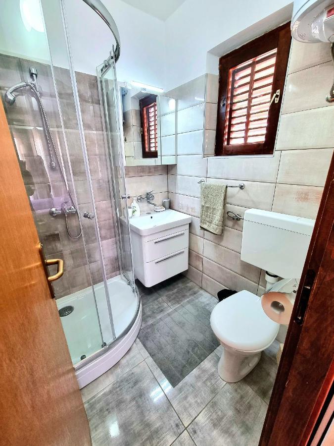Julia Apartment Biograd Na Moru Luaran gambar